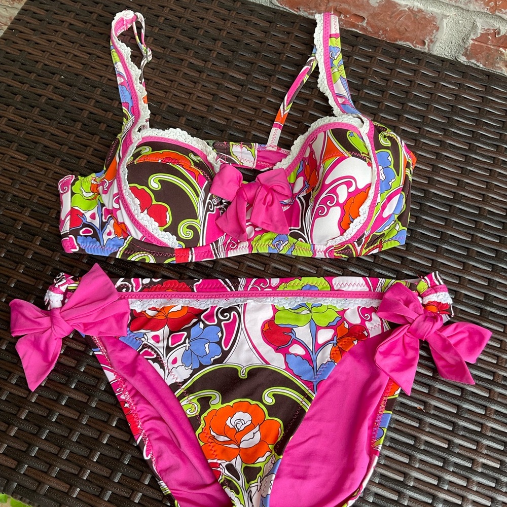 Betsey Johnson Deco Rose Bikini L Y2K Paisley Floral Swim EUC Gorgeous 2000